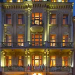 Aqua Marina Hotel