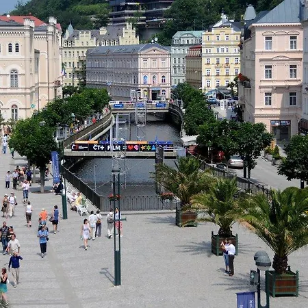 Aqua Marina Hotel