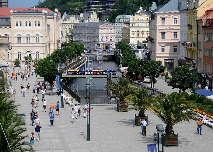 Aqua Marina Hotel