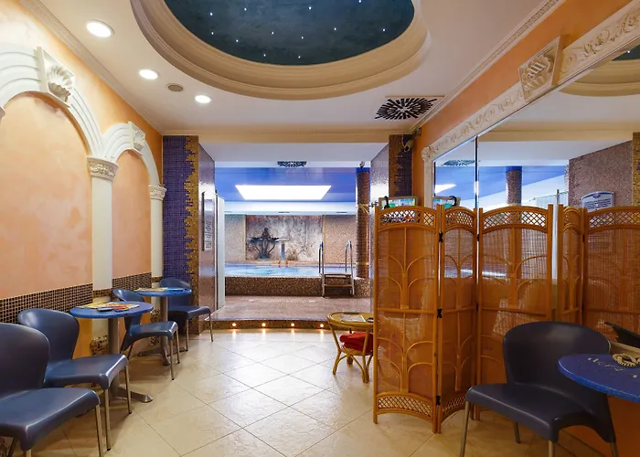 Hotell Aqua Marina 4*